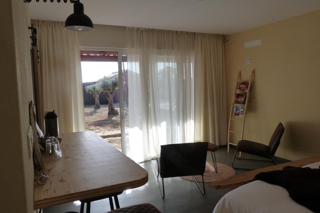 Trendy And Luxe B&B And Garden Suite Ferreira Do Alentejo Exterior photo