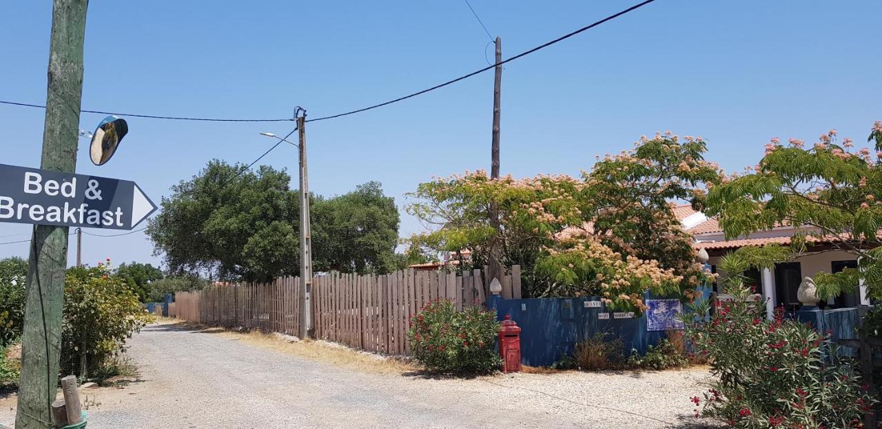 Trendy And Luxe B&B And Garden Suite Ferreira Do Alentejo Exterior photo