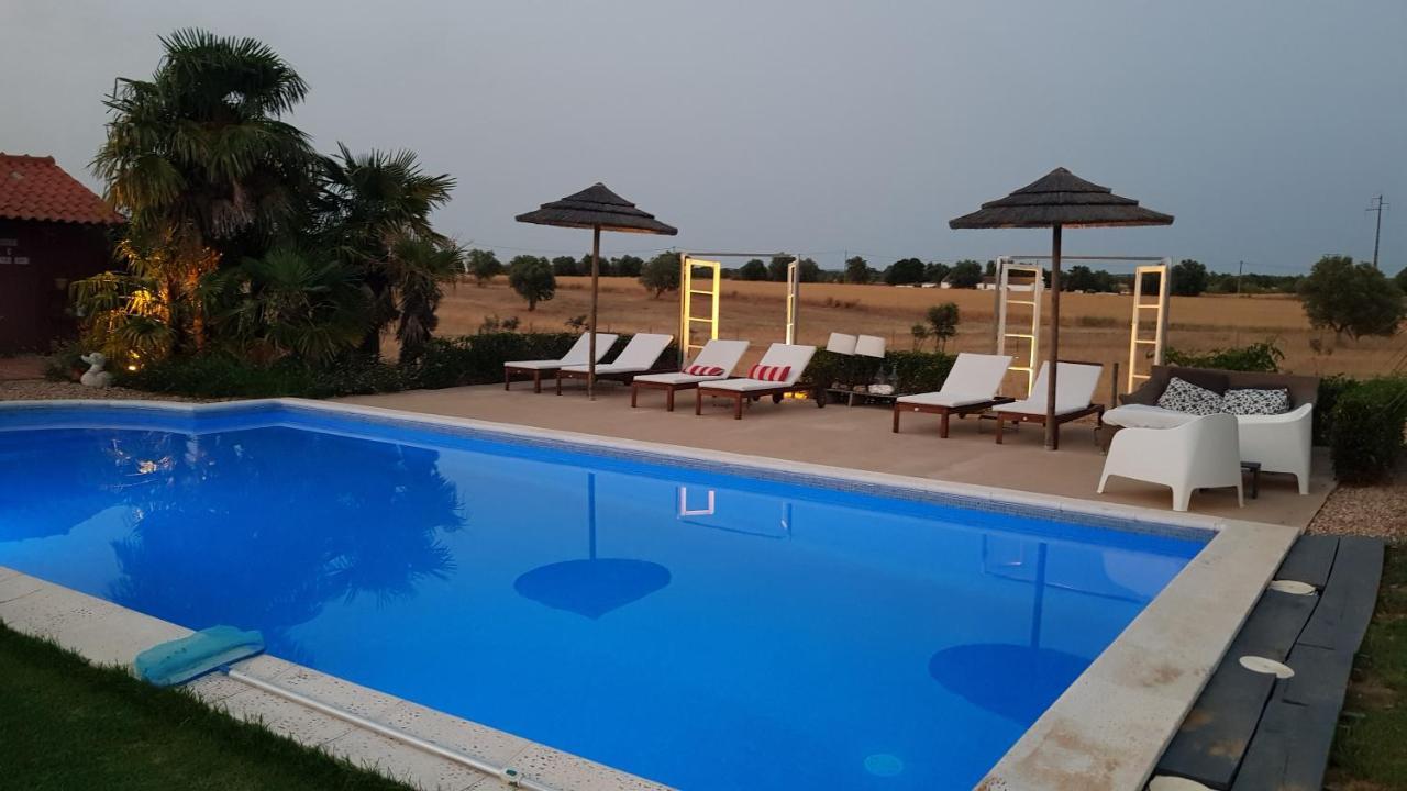 Trendy And Luxe B&B And Garden Suite Ferreira Do Alentejo Exterior photo
